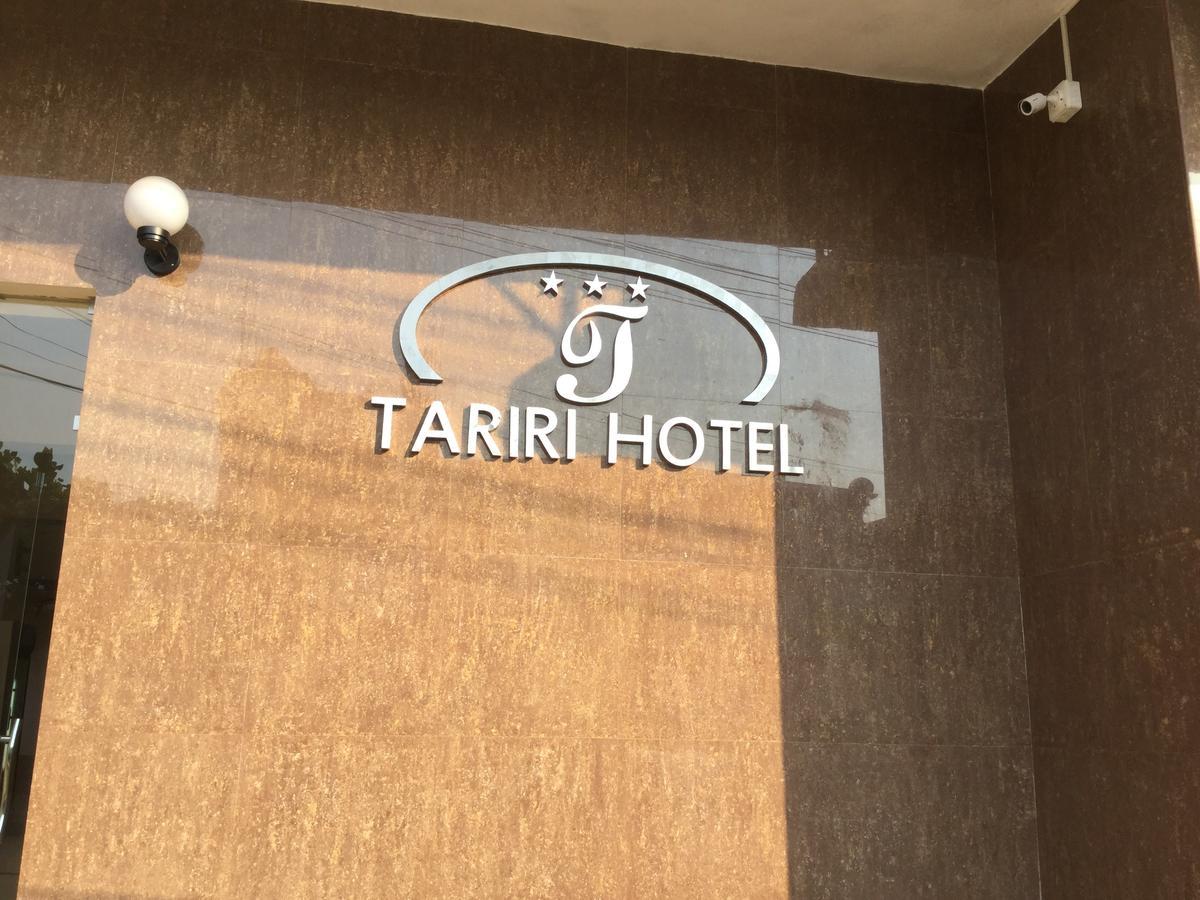 Tariri Hotel Пукалпа Екстериор снимка